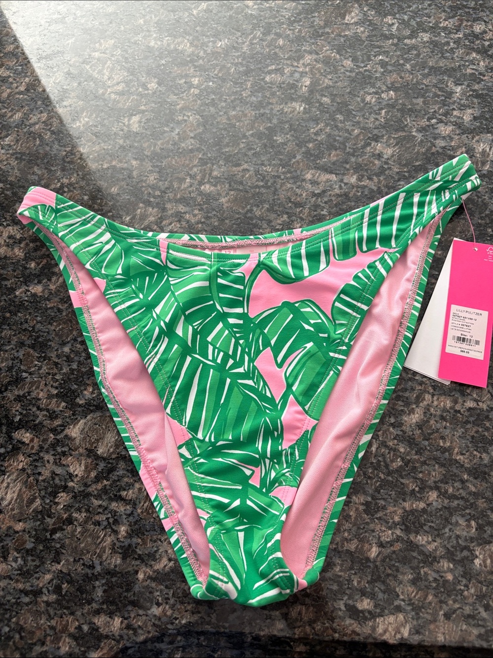 Lilly Pulitzer Pink & Green conch shell pink let's go banannas Bnwt size 12